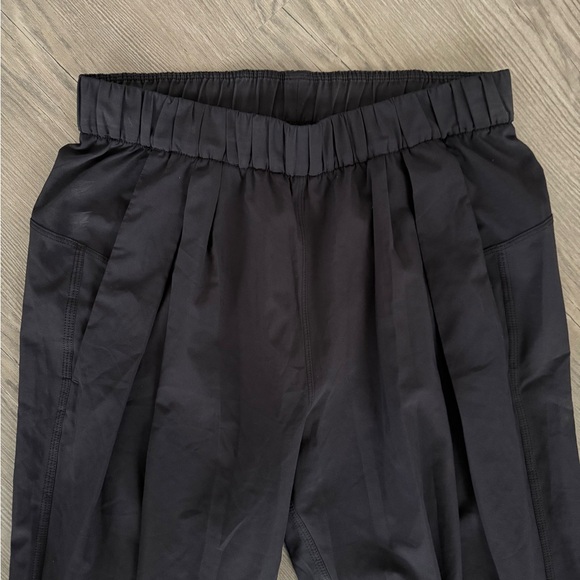 lululemon athletica Black Jogger Pants - Picture 2 of 5